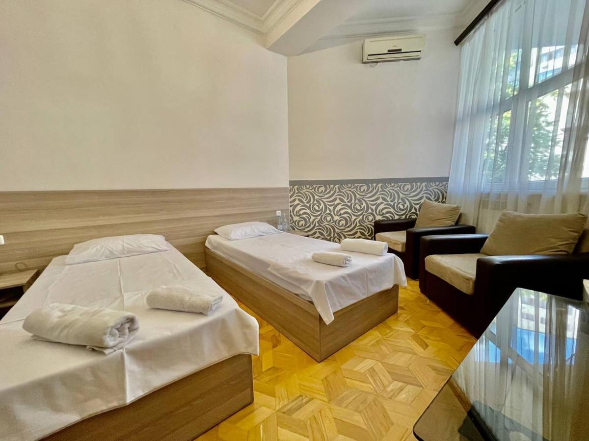 Olive Hotel Γιερεβάν Εξωτερικό φωτογραφία