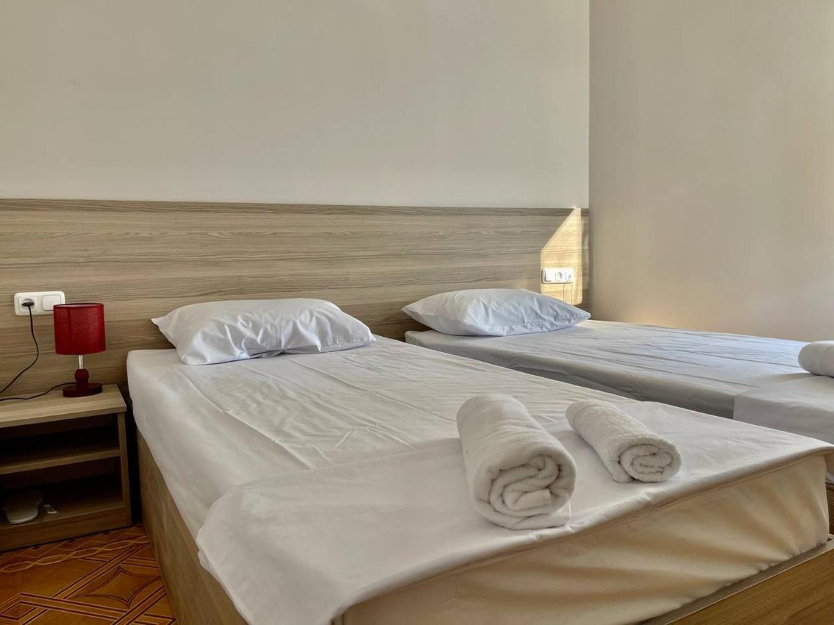 Olive Hotel Γιερεβάν Εξωτερικό φωτογραφία