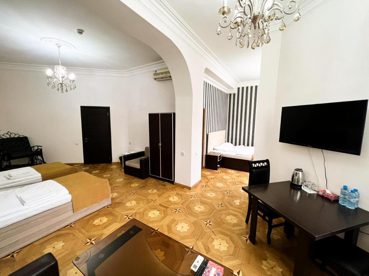 Olive Hotel Γιερεβάν Εξωτερικό φωτογραφία