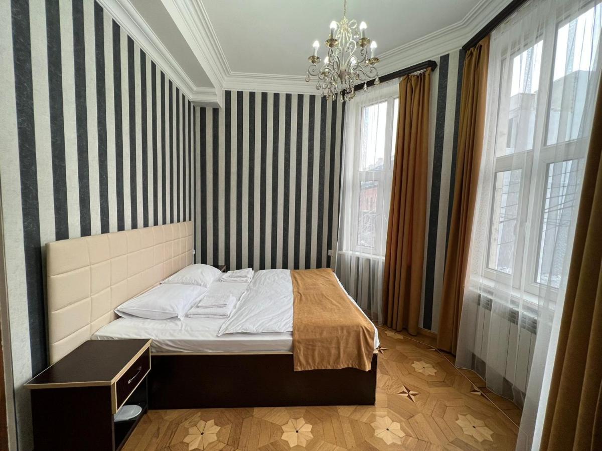 Olive Hotel Γιερεβάν Εξωτερικό φωτογραφία