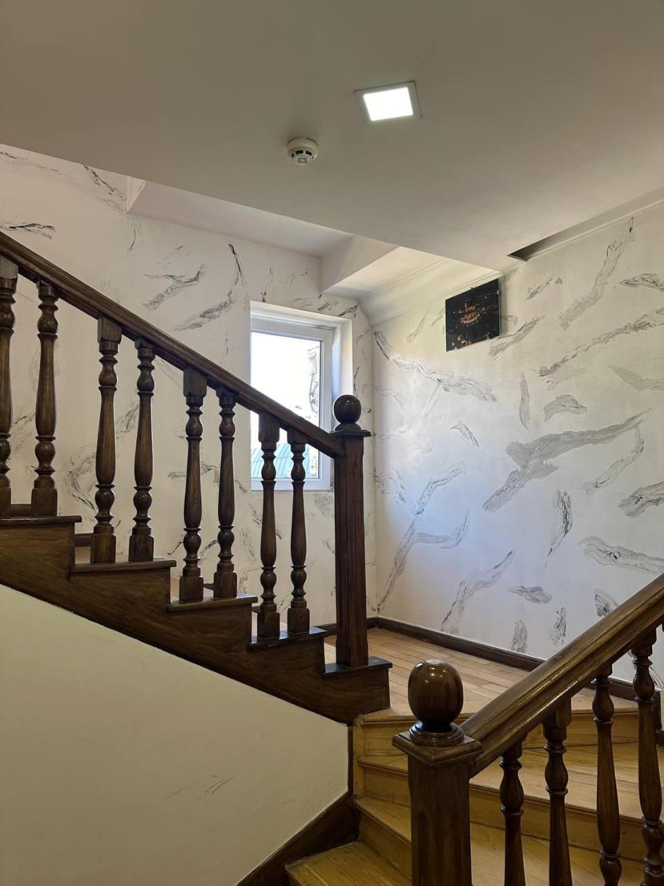 Olive Hotel Γιερεβάν Εξωτερικό φωτογραφία